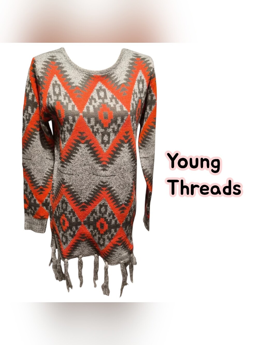 𝅺young Threads fringed sweater Size small New with tags